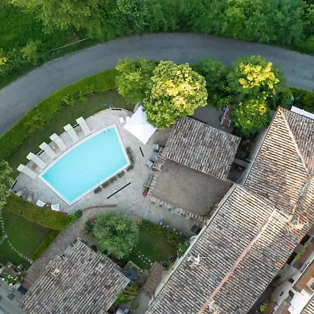 Historic Village With Pool Near Todi