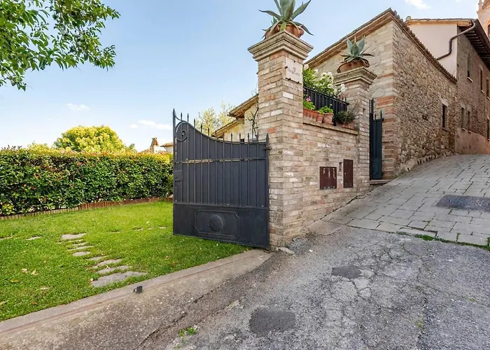 Historic Village With Pool Near